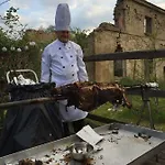 Palac Rzasiny 펜션 Gryfów Śląski