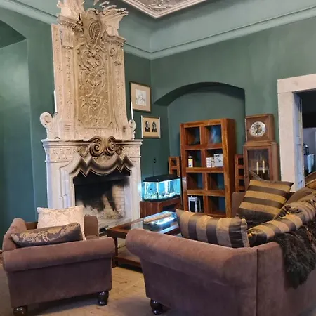 Dom wakacyjny Pałac Rząsiny