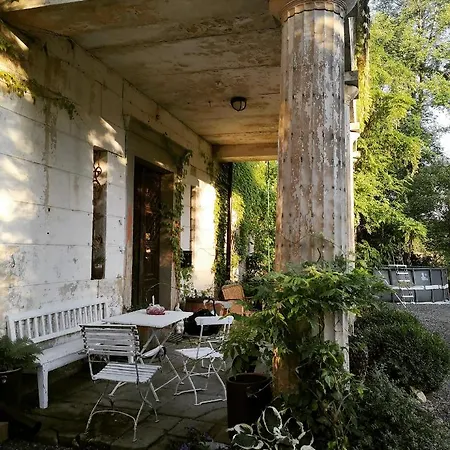 Pałac Rząsiny Gryfów Śląski