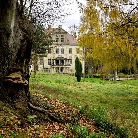 Dom wakacyjny Pałac Rząsiny Gryfów Śląski