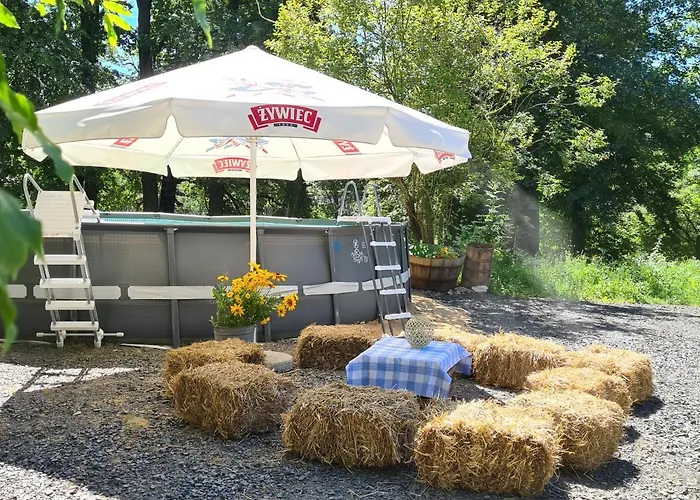 Palac Rzasiny Casa de Férias