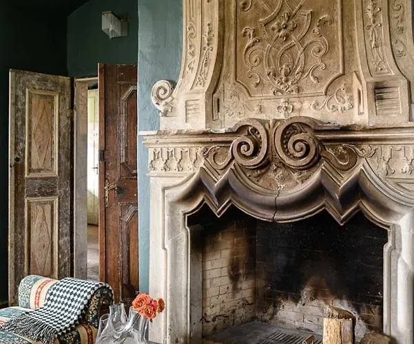 Palac Rzasiny Casa de Férias *