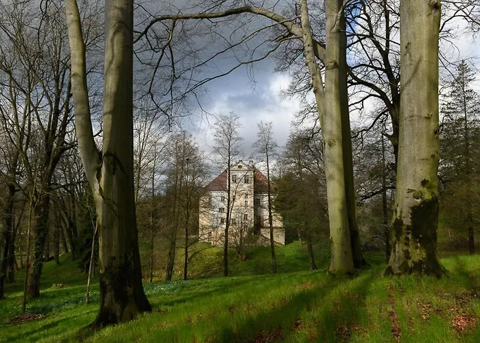 Casa de Férias Palac Rzasiny Gryfów Śląski