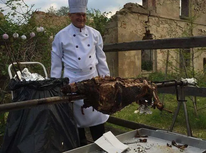 Palac Rzasiny Casa de Férias Gryfów Śląski